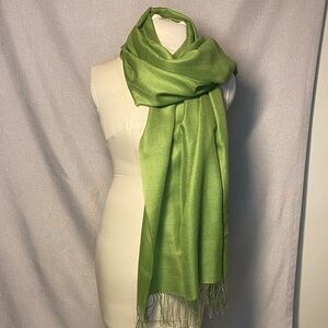 MFH Knits. Elegant Green Scarf. Made in Peru.